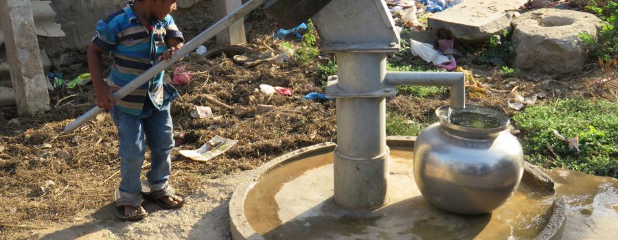 S-Brunnen-mit-sauberem-Wasser